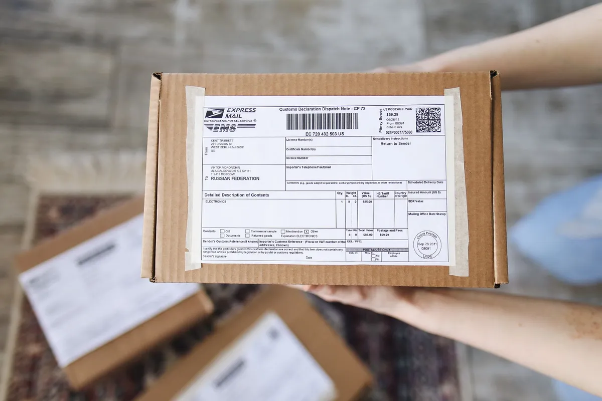 Incoterms Customs Responsibility: Who Is Really the Importer
